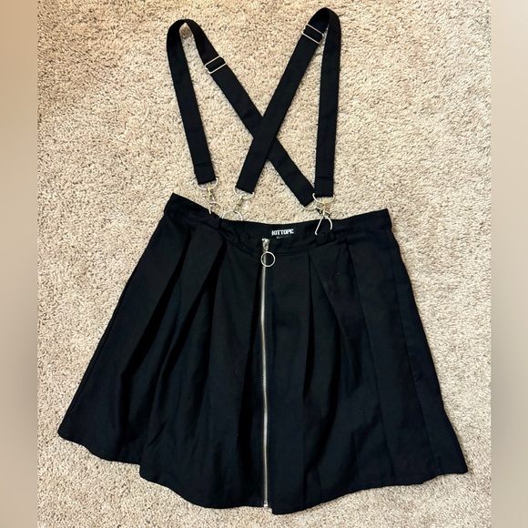 Mini Skirt with Suspenders - Picture 1 of 6